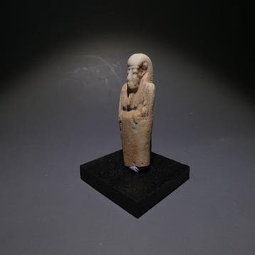 Oud-Egyptisch Faience GEEN RESERVE. Shabti. 5,5 cm hoog. 30e
