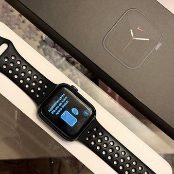 Apple Watch Nike Ser.5 44 mm - Computer - In originele, Nieuw