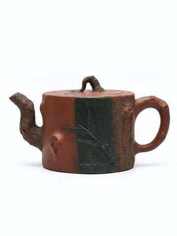 yi - Theepot - Aardewerk
