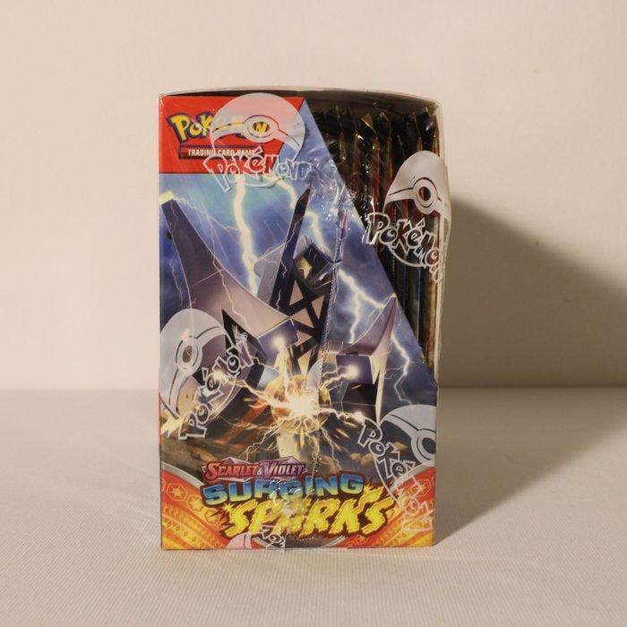 Pokémon - 1 Box - Surging Sparks - Sealed Booster Box, Hobby en Vrije tijd, Verzamelkaartspellen | Pokémon