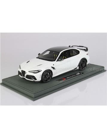 2021 ALFA ROMEO GIULIA GTAM BIANCO TROFEO BBR MODELAUTO, Hobby & Loisirs créatifs, Voitures miniatures | 1:18