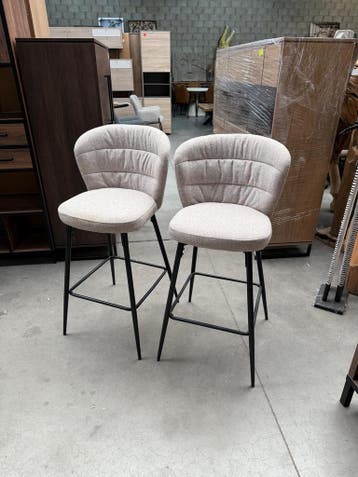 Peter barstoel beige stof (nieuw, outlet), Huis en Inrichting, Stoelen, Nieuw, Stof