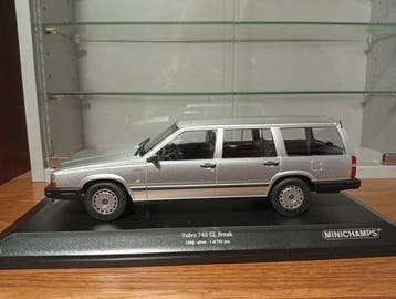 Minichamps 1:18 - Voiture miniature - Volvo 740 - Volvo 740, Nieuw