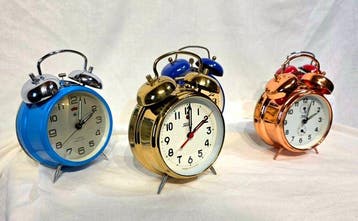 Klok (5) - Diversi marchi - Vintage - Verguld messing -