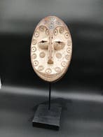 Afrikaans masker legaal - lega - DR Congo (Zonder