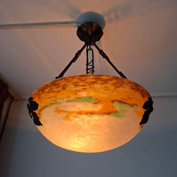 Muller Frères - Lustre - fer forgé. pâte de verre, Antiek en Kunst