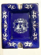 Beautiful French porcelain Ashtray Les Jardins Du Chateau de, Nieuw