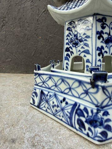 Pagode - Porcelaine - Chine (Sans prix de réserve)