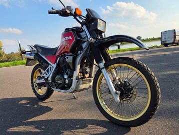 Honda - XLV 750R - NO RESERVE - 750 cc - 1988, Motos