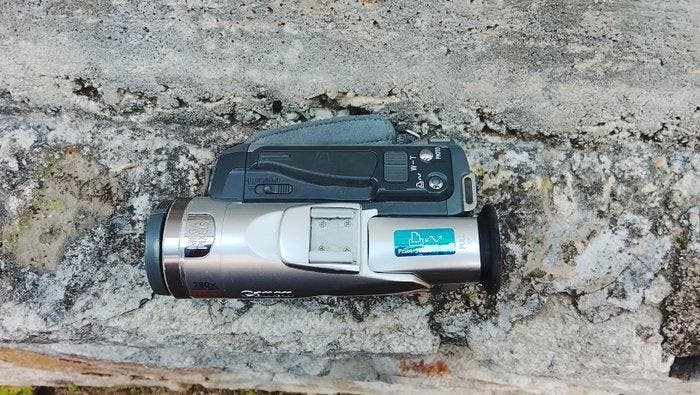 Canon MVX200 Mini DV-DV camera, Verzamelen, Foto-apparatuur en Filmapparatuur