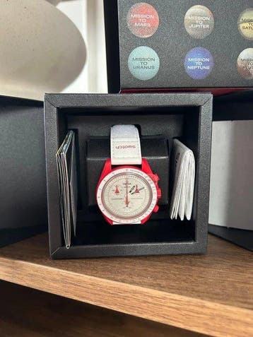 Omega x Swatch - MoonSwatch - Mission to Mars - Sans prix de, Bijoux, Sacs & Beauté, Montres | Hommes