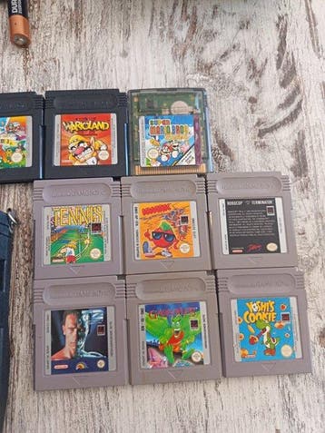 Nintendo - Gameboy Color - con cartucce Pokémon -
