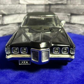 Ertl 1:18 - Modelauto - Pontiac Grand Prix SJ 1969 / 2001 -, Nieuw