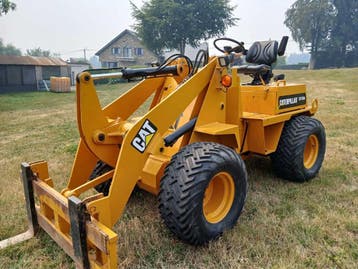 Online veiling - 1990 TCM 810A Mini Loader / Wiellader /, Ophalen