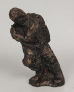 Marta Liepia-Skulme (1890–1962) - sculptuur, Sack carrier -