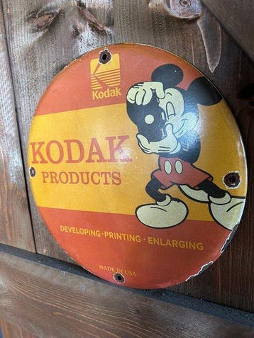 Kodak Kodak emaille reclamebord met Mickey Mouse – Ø 30 cm –, Nieuw