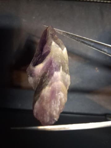 Natural amethyst - Rough Dream Amethyst - 117 ct - chevron a, Verzenden