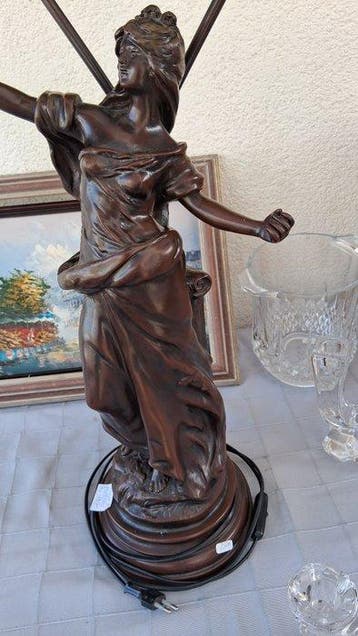 daprès Auguste Moreau (1834-1917) - Sculpture, La danseuse, Antiek en Kunst