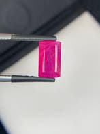 1 pcs Roze, Rood Robijn - 4.42 ct - Lotus Gemology - Kashmir