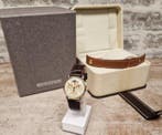 Baume & Mercier - Steel and 18K Chronograph Moonphase -, Nieuw