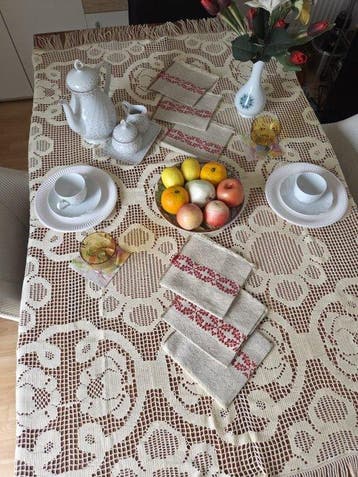 Exklusives Vintage - Tafelkleed - 160 cm - 135 cm -