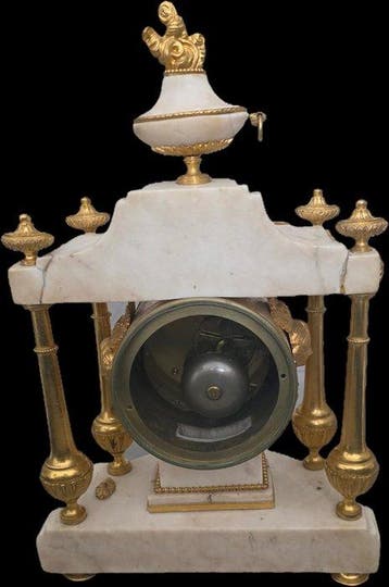 Pendule - - Carrara marmer - 1750-1800