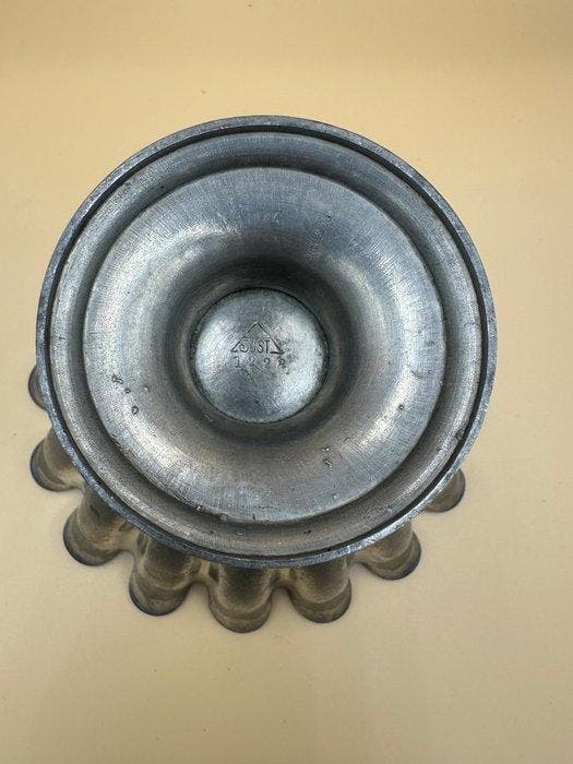 Just Andersen - Kom op een voet - 1228 - Tin - Just Andersen, Antiquités & Art, Art | Objets design