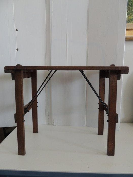Stoel - Oude inklapbare vissersstoel/kruk van hout en metaal, Antiek en Kunst, Kunst | Designobjecten