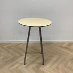 sta-tafel, (hxbxd) 110x80x80 cm, Ahorn blad - metalen poten, Gebruikt