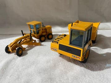 Joal 1:50 - Machine agricole miniature (11) - Vários modelos