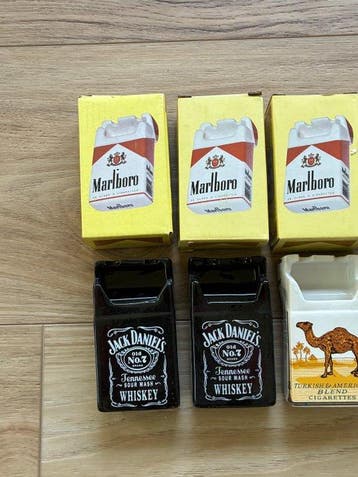 Marlboro, Camel, Jack Daniels - Enseigne publicitaire (7) -