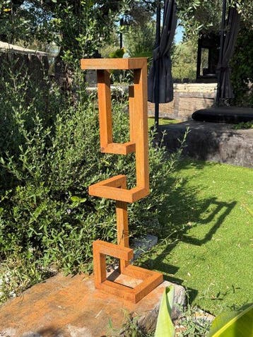 Ana Lucia B.M - Sculpture Corten - XL