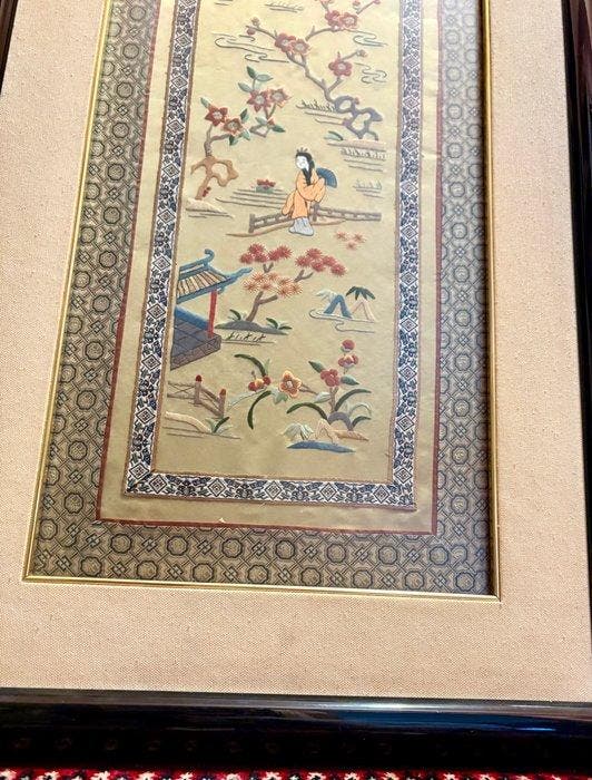sconosciuto - sconosciuto - Panneau - Soie - Broderie sur, Antiquités & Art, Curiosités & Brocante