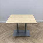 design tafel van Pedrali, (bxd) 100x80 cm, Ahorn blad -, Gebruikt, Bureau