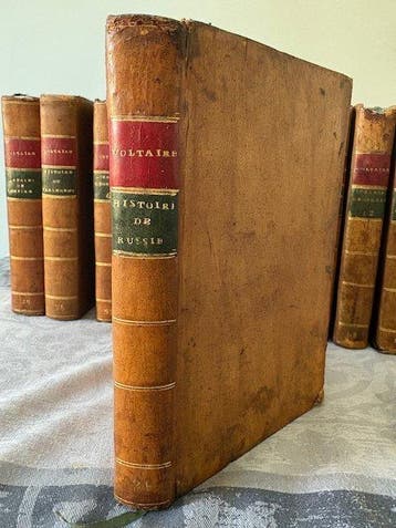 Voltaire - 14 volumes tirés des oeuvres complètes - 1784