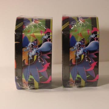 Pokémon - 2 Box - Mega Charizard X ex Tin + Mega Charizard Y, Hobby en Vrije tijd, Verzamelkaartspellen | Pokémon, Nieuw