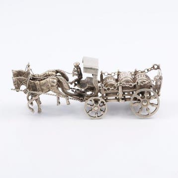J. Weeda. - Beeldje - Bierwagen. - .835 zilver