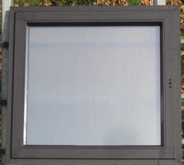 pvc raam , chassis , venster 103 x 96 zwart  ral 9011, Doe-het-zelf en Bouw, Raamkozijnen en Schuifdeuren, Inclusief glas, Nieuw