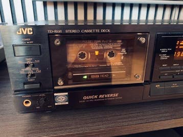 JVC - TD-R611 Audiocassette deck