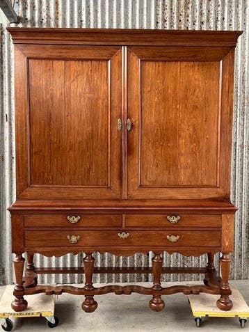 Armoire - Colonial néerlandais, cabinet à pieds en croix,