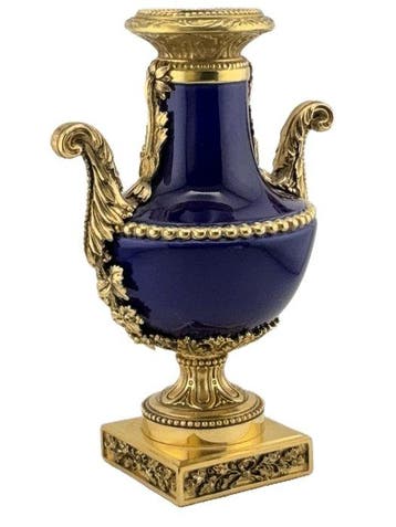 Franklin Mint Marie-Antoinette Flowers of Versailles Vase 24