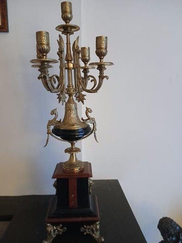 Ornement décoratif - France - bougeoir