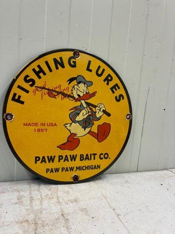 Vintage Disney Donald Duck “Fishing Lures” reclamebord – Paw
