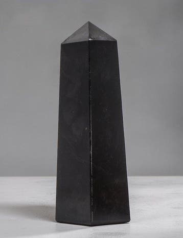 Koninklijke Zwarte Toermalijn Kristal Toren 220 mm –
