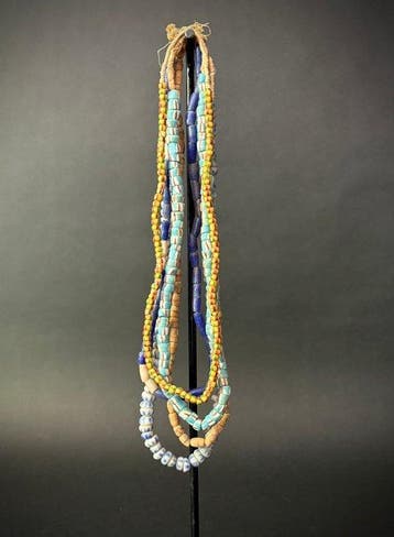 handelskralen kettingen uit Ghana (tradebeads) - Ghana