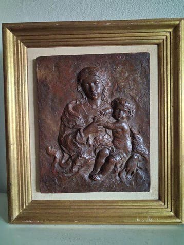 Enrique Orejudo Alonso - Reliëf, Maria con Niño Jesus - 56