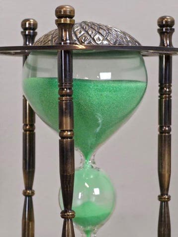 Zandloper - Messing, Glas - 2025 - Zandloper antique finish, Antiek en Kunst