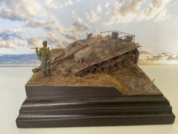 Tamiya - Speelgoed Stug vastgelopen in de modder na gevecht