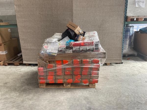 Veiling - Amazon mix pallet retour, Articles professionnels, Stock & Retail | Stocks