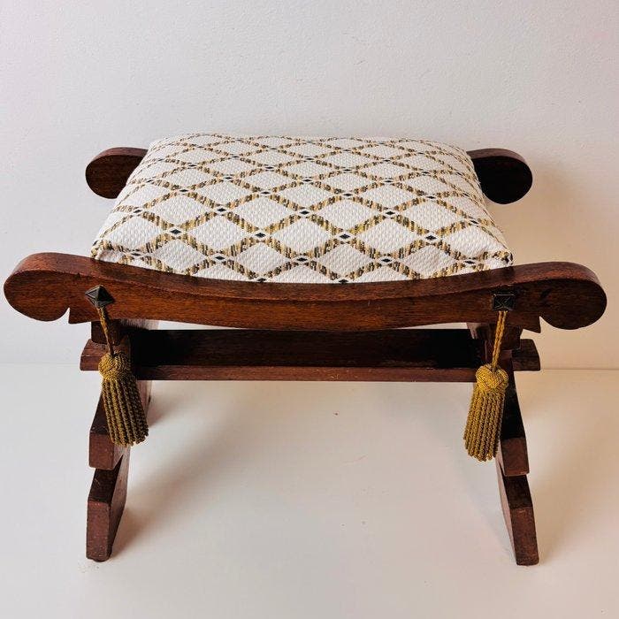 Kruk - Prachtige Afrikaanse voetenbankje / kruk - Hout -, Antiek en Kunst, Kunst | Niet-Westerse kunst